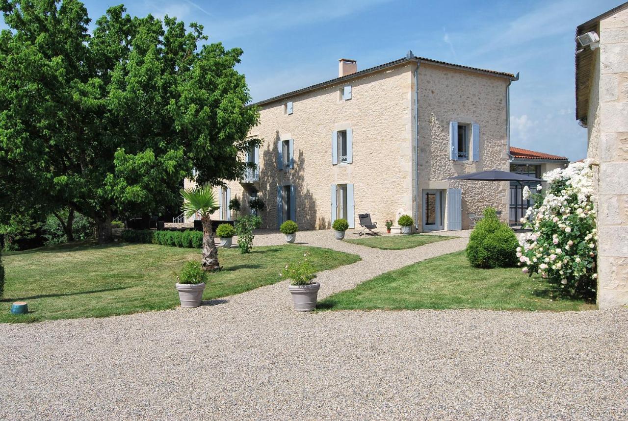 Bed and Breakfast Domaine La Bastide Cleyrac Екстер'єр фото