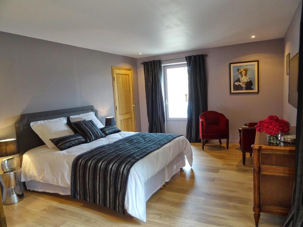 Bed and Breakfast Domaine La Bastide Cleyrac Екстер'єр фото