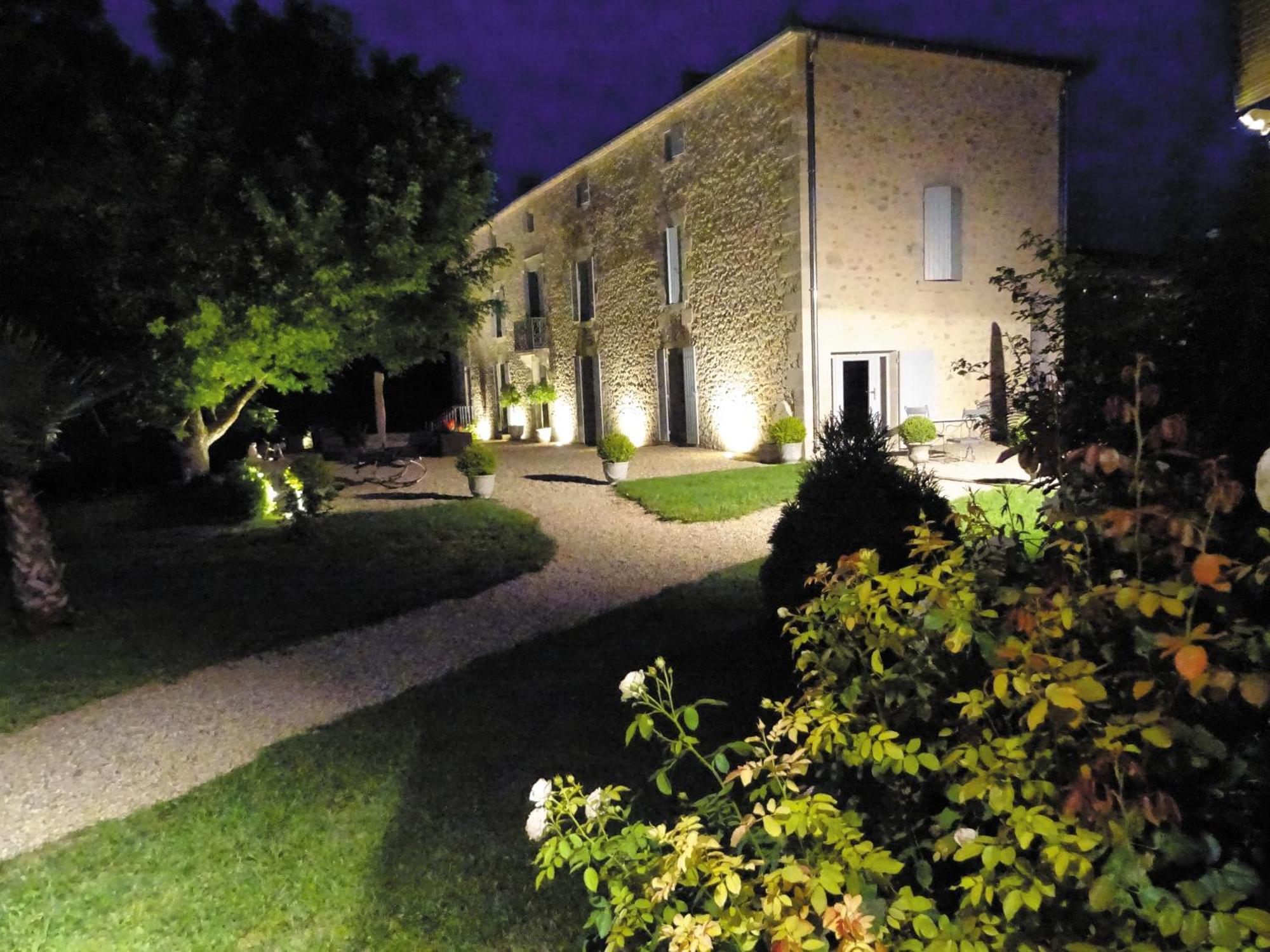 Bed and Breakfast Domaine La Bastide Cleyrac Екстер'єр фото